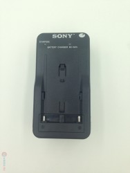 Зарядное устройство Sony BC-V615 original (для аккумулятора Sony NP-F550 / 770 / 970)