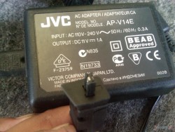 Зарядное устройство JVC AP-V14E original