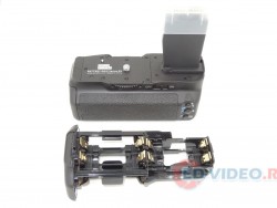 Дополнительный батарейный блок For Canon 550D / 600D / 650D / 700D / Rebel T2i / T3i / T4i (BG-E8)