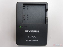 Зарядное устройство для Olympus LI-90C (для аккумулятора Olympus LI-90B) (DBC)