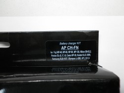 Зарядное устройство AcmePower модель AP CH-FN (для аккумулятора Fuji NP40 / 60 / 80 / 120 , Nikon EN-EL2 , Pentax DL-i8 , Casio NP-30 , Kodak 5000 , Samsung SLB-1037 , Olympus Li-20B )